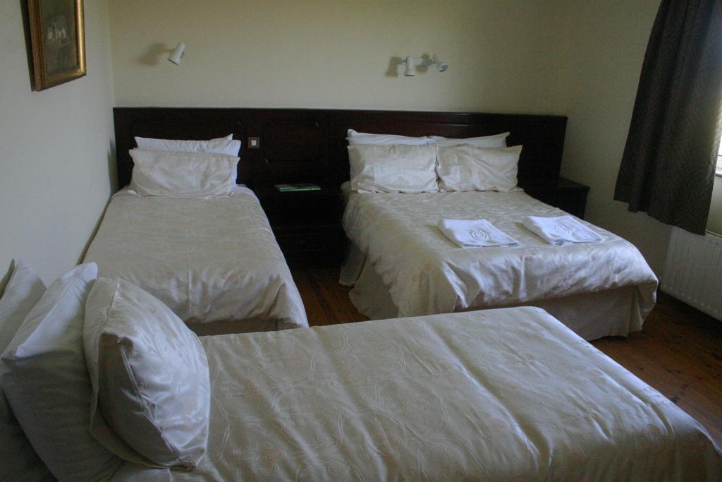 Portarra Lodge Guesthouse Moycullen Quarto foto